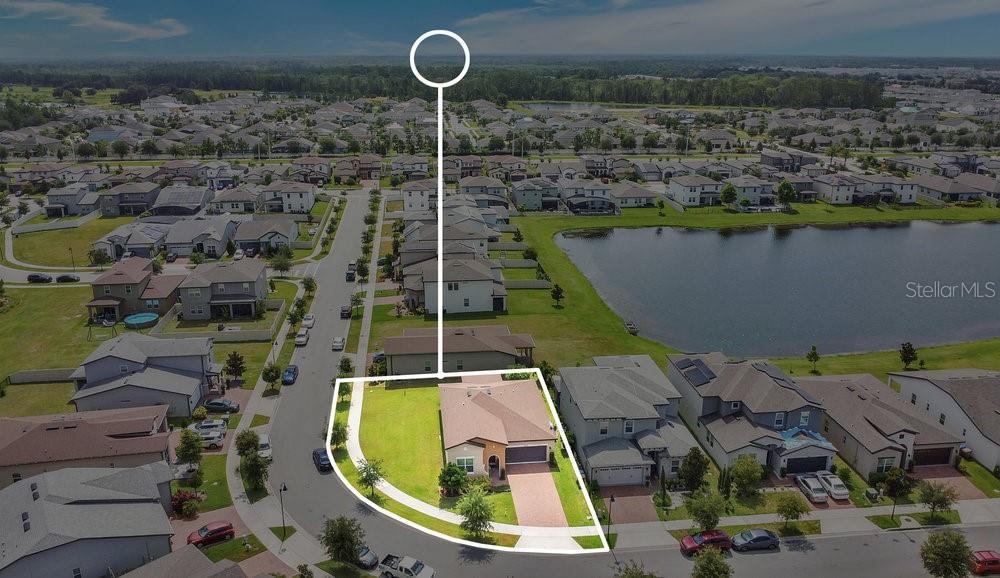 Listing photo id 27 for 2009 Napoli Drive