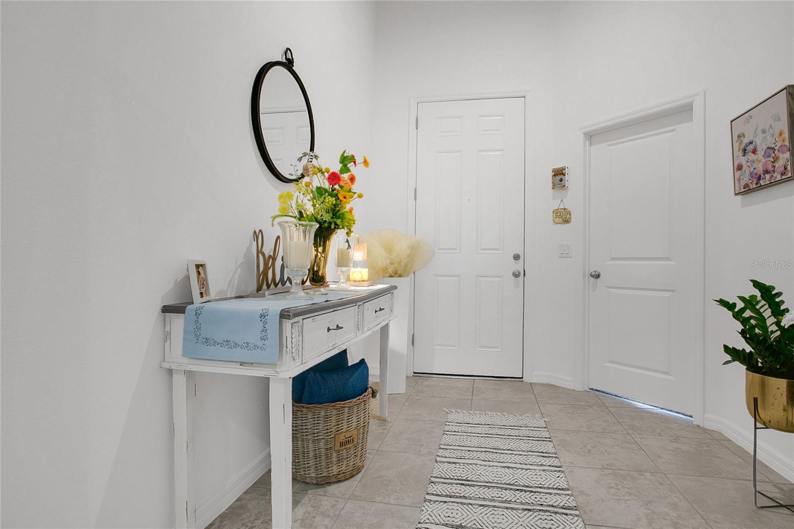 Listing photo id 1 for 2009 Napoli Drive