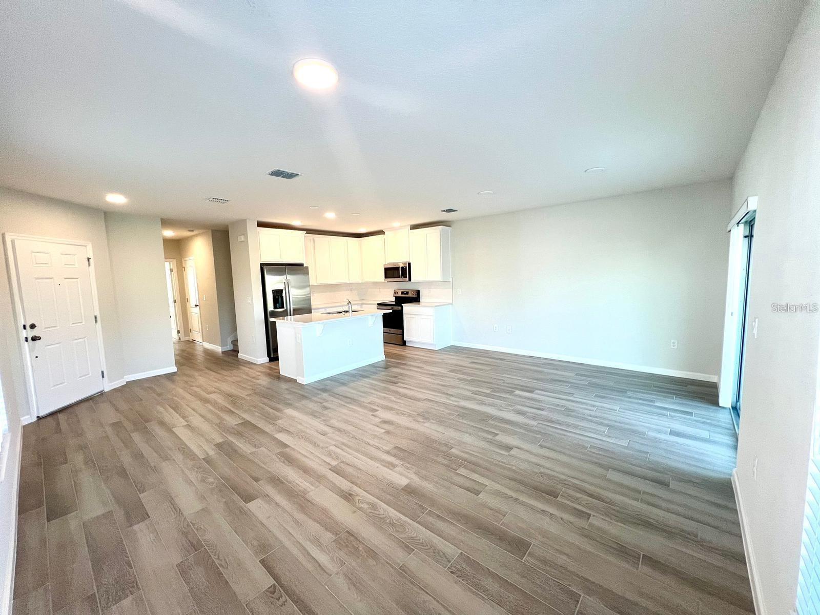 Image 6 of 21 For 2778 Narcoossee Commons Way