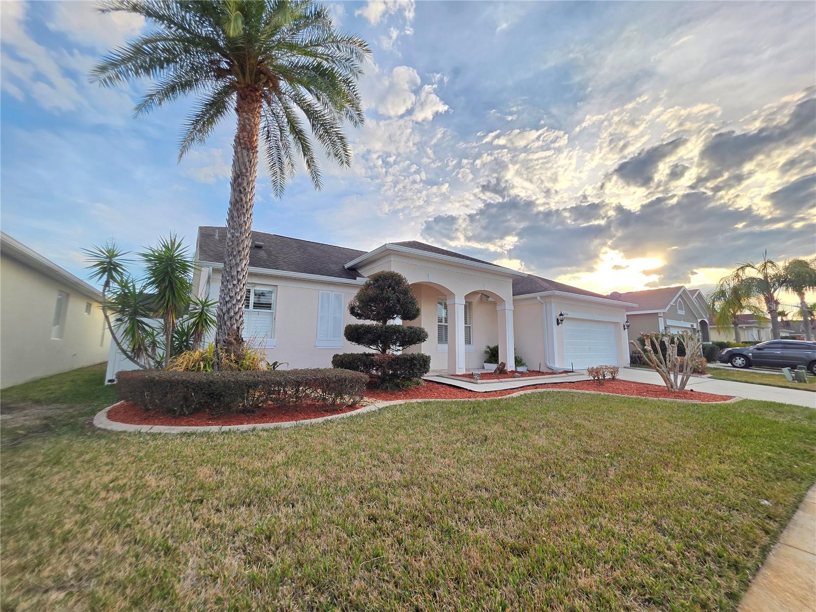 Listing photo id 12 for 13344 Rosemeade Cove