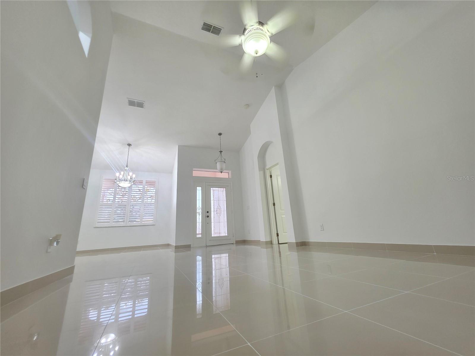 Listing photo id 22 for 13344 Rosemeade Cove