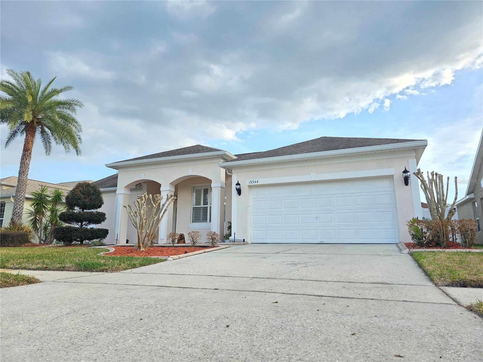 Listing photo id 4 for 13344 Rosemeade Cove