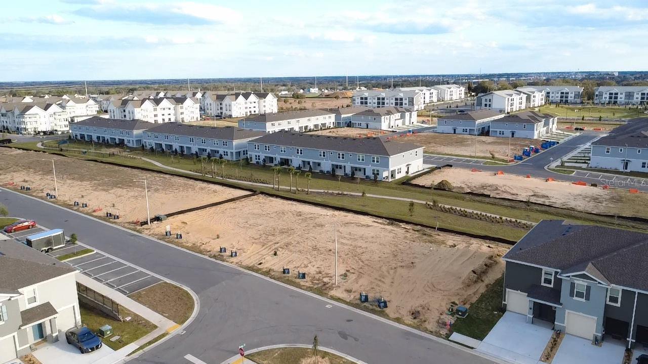 Image 14 of 47 For 1635 Thicket Avenue