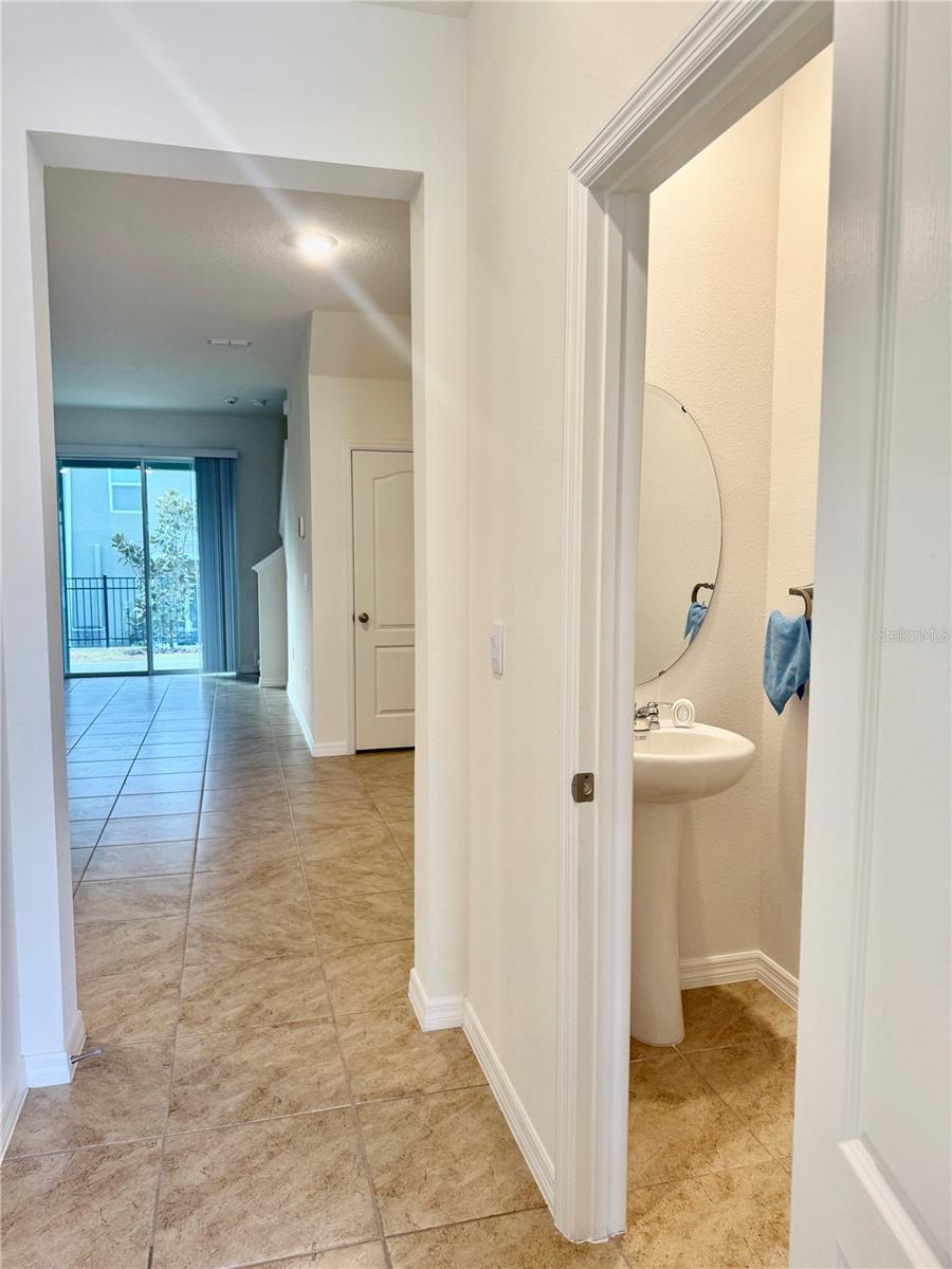 Image 31 of 47 For 1635 Thicket Avenue