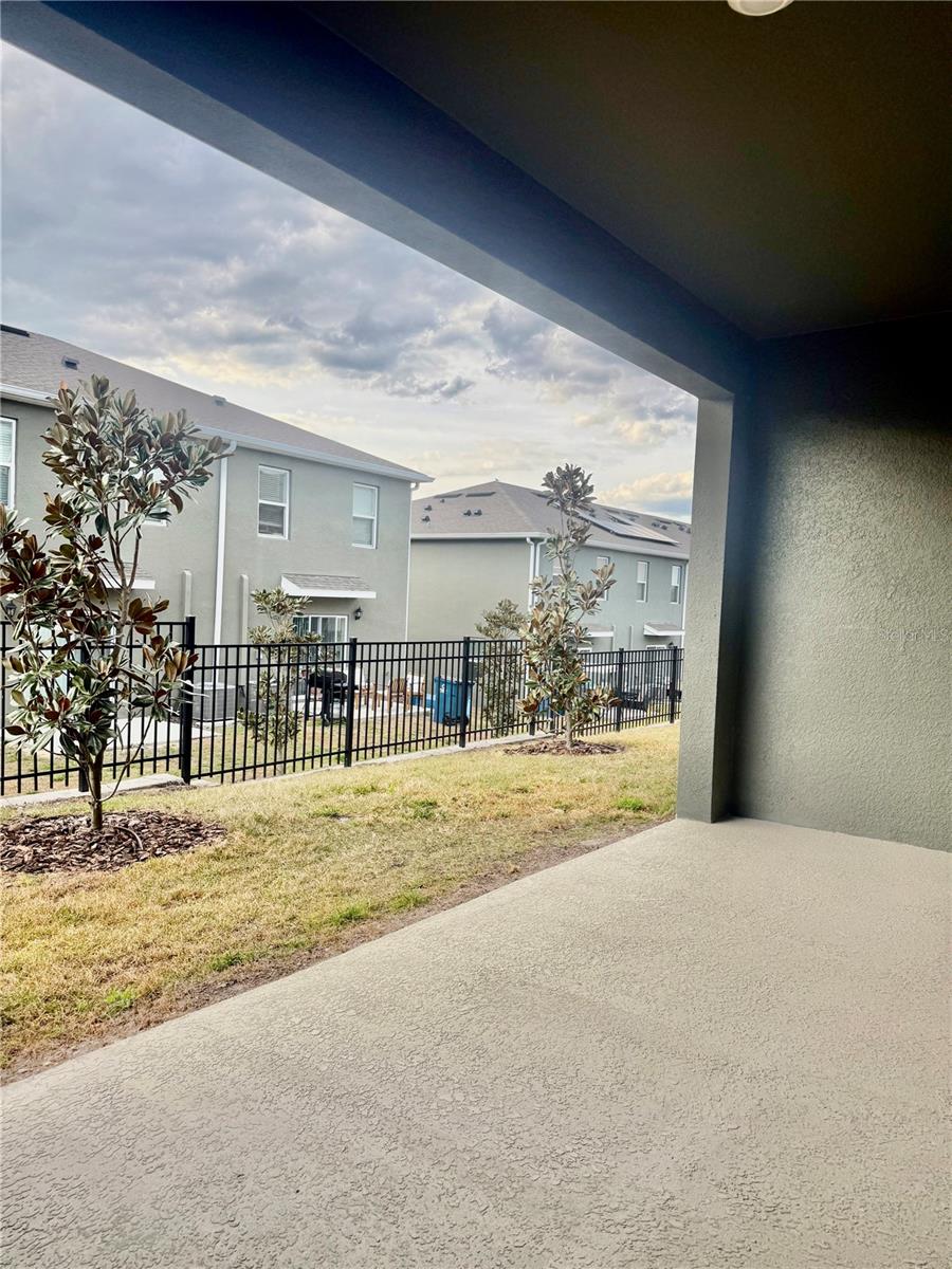 Image 37 of 47 For 1635 Thicket Avenue