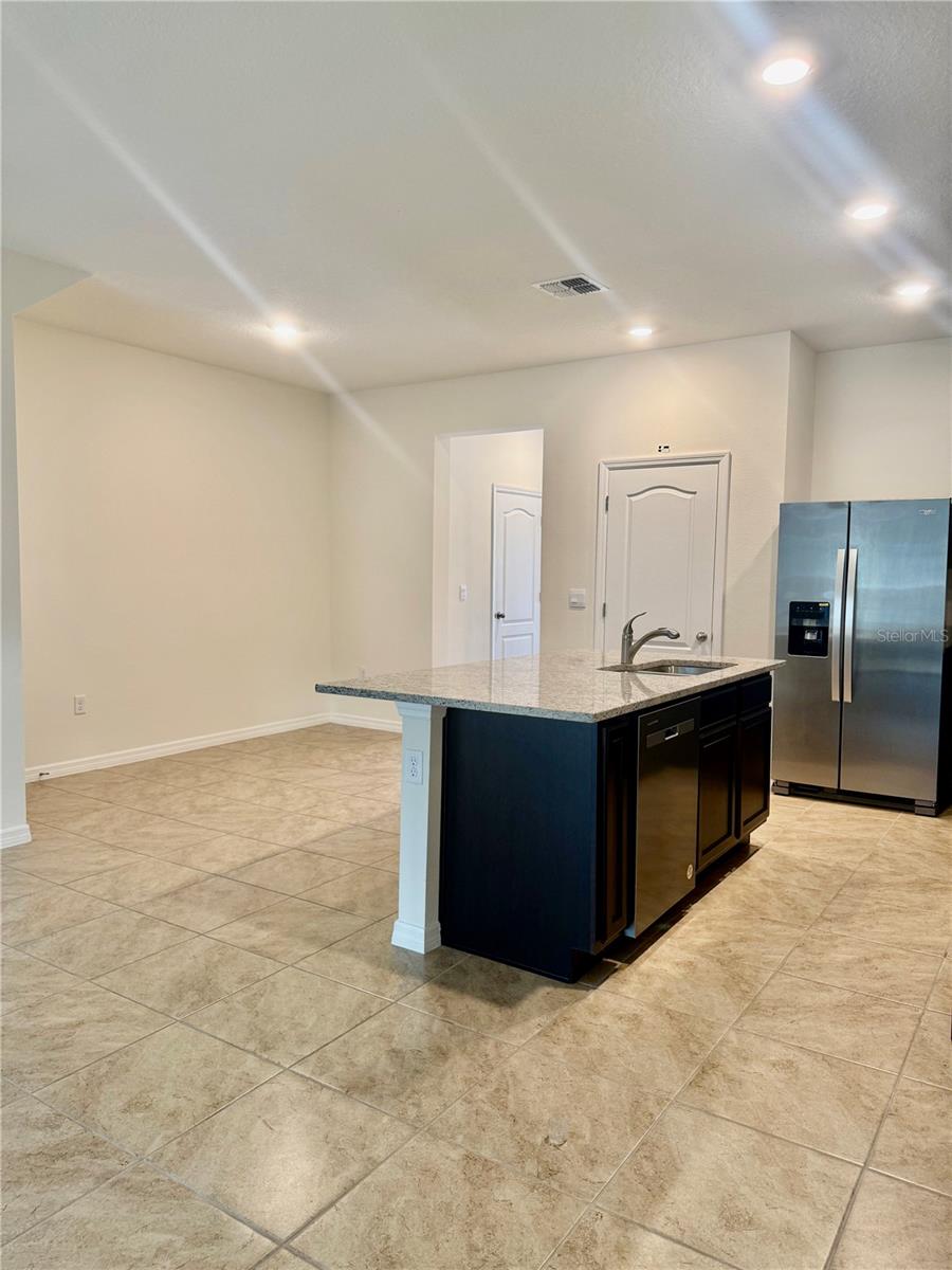 Image 39 of 47 For 1635 Thicket Avenue