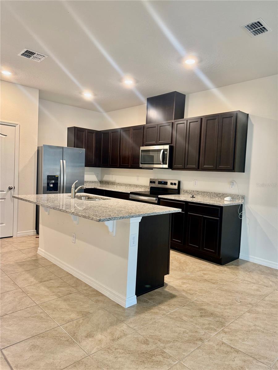 Image 41 of 47 For 1635 Thicket Avenue