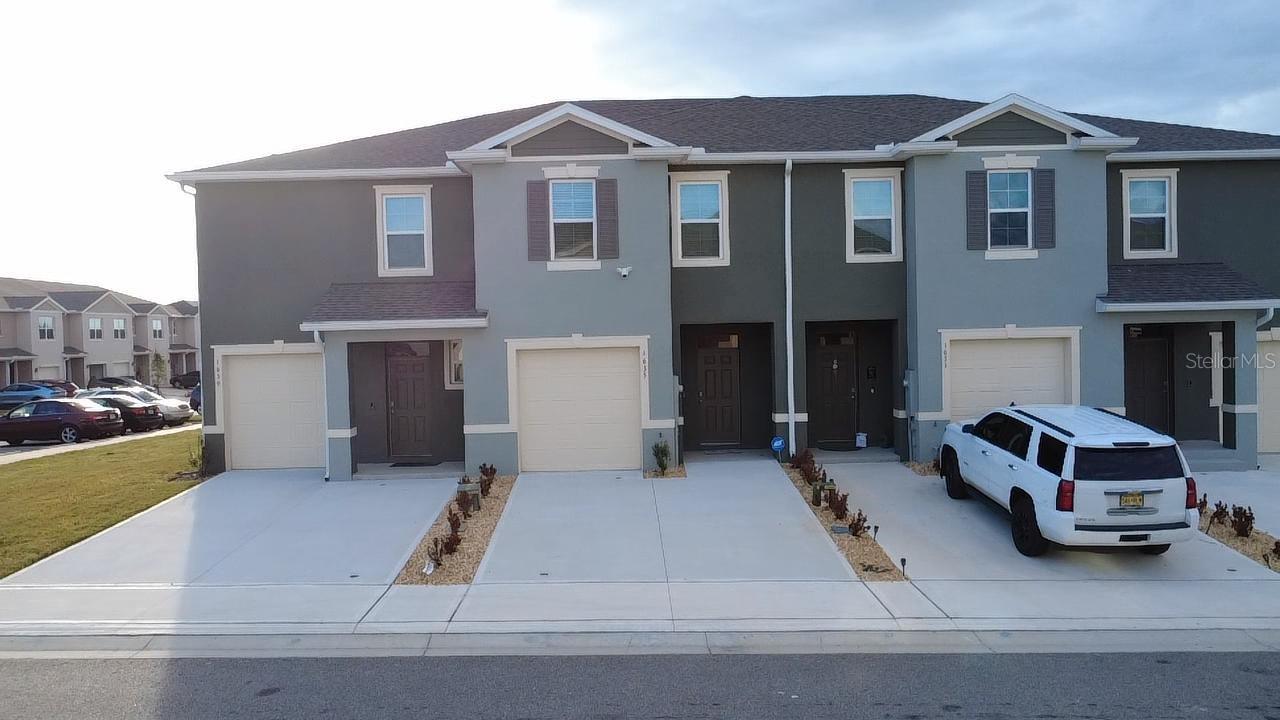 Image 5 of 47 For 1635 Thicket Avenue