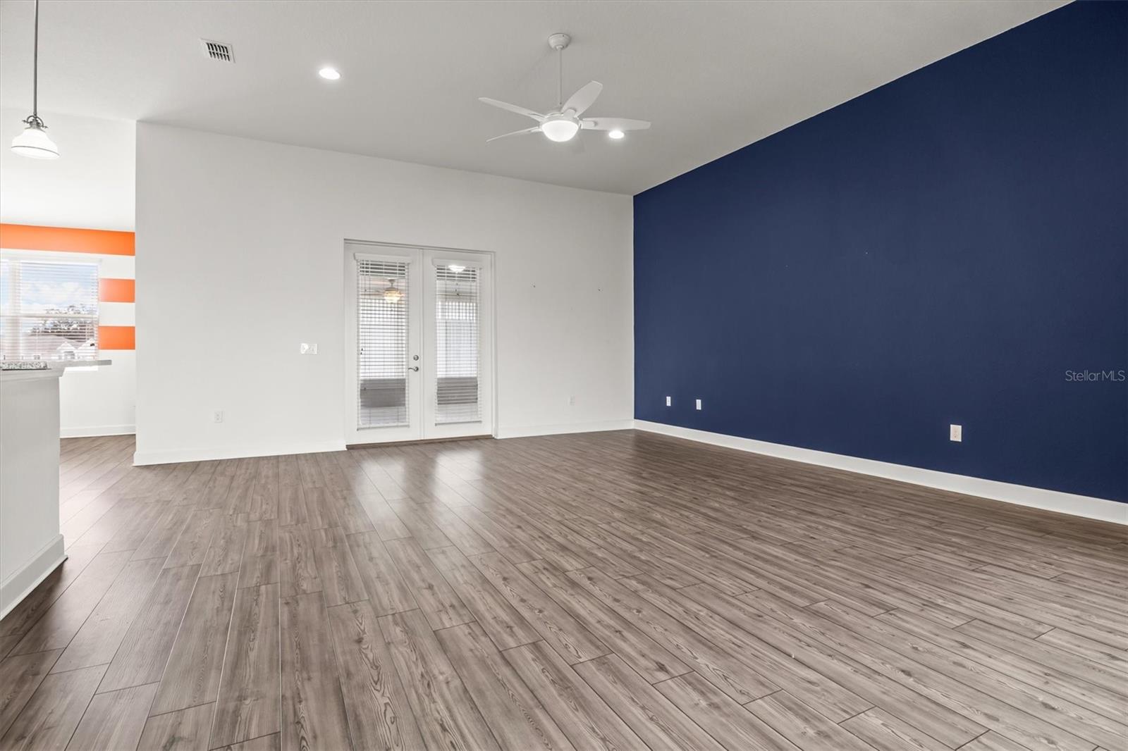 Image 21 of 51 For 530 Sanctuary Boulevard