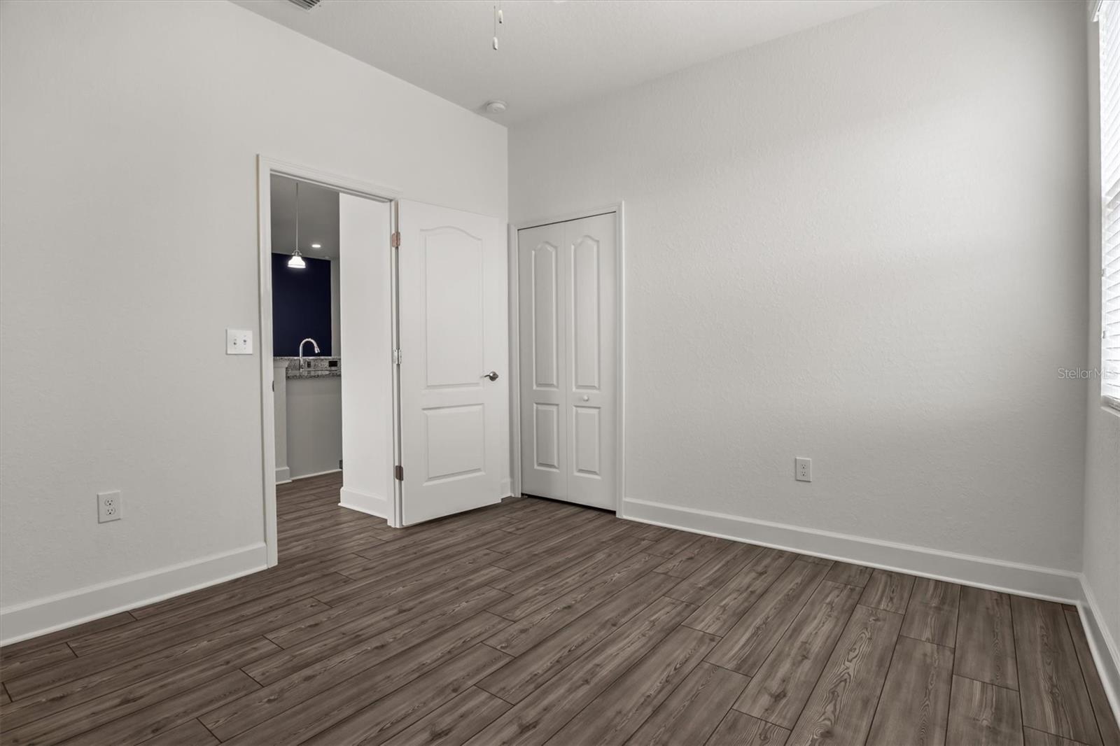 Image 32 of 51 For 530 Sanctuary Boulevard