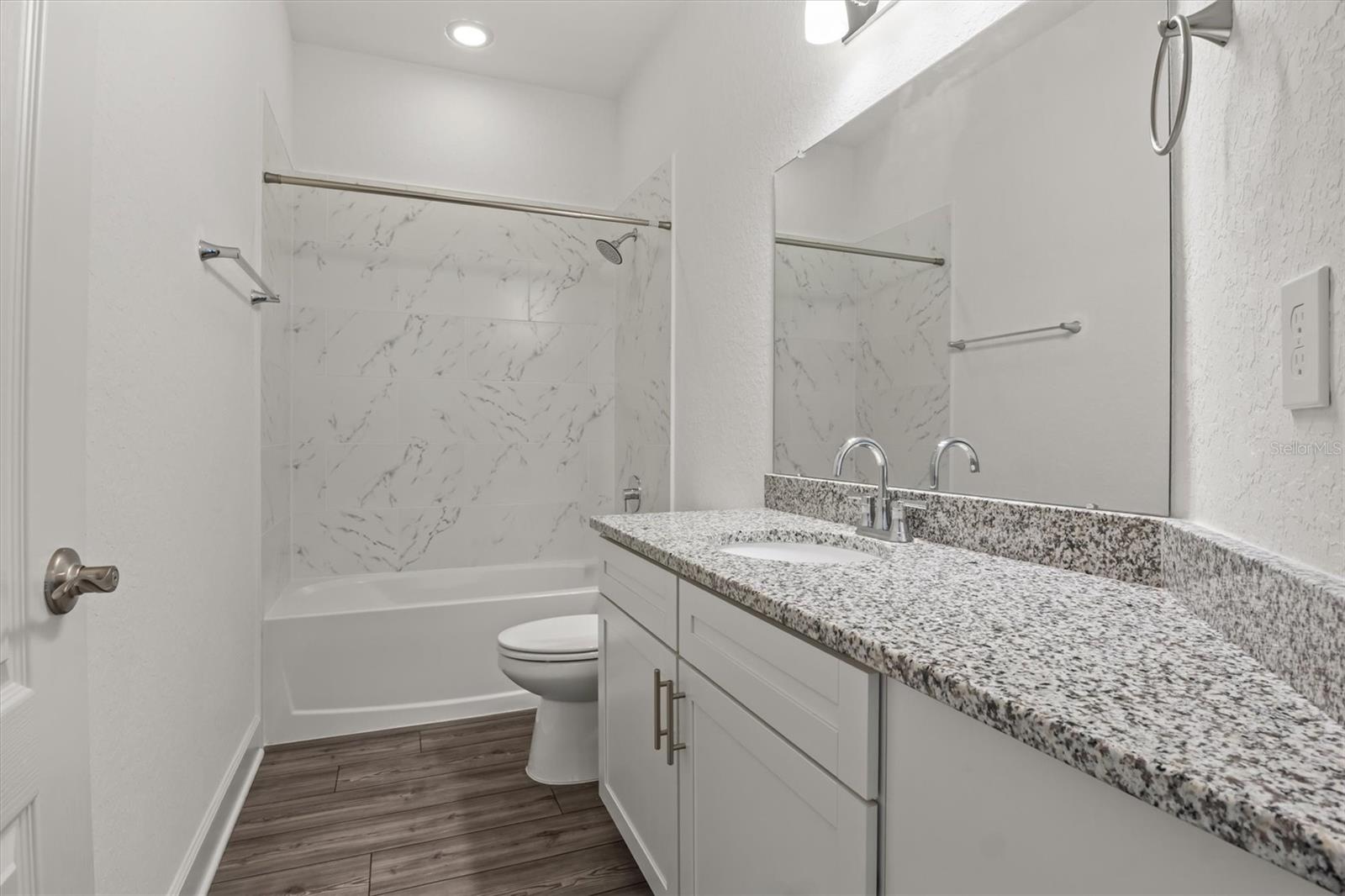 Image 38 of 51 For 530 Sanctuary Boulevard