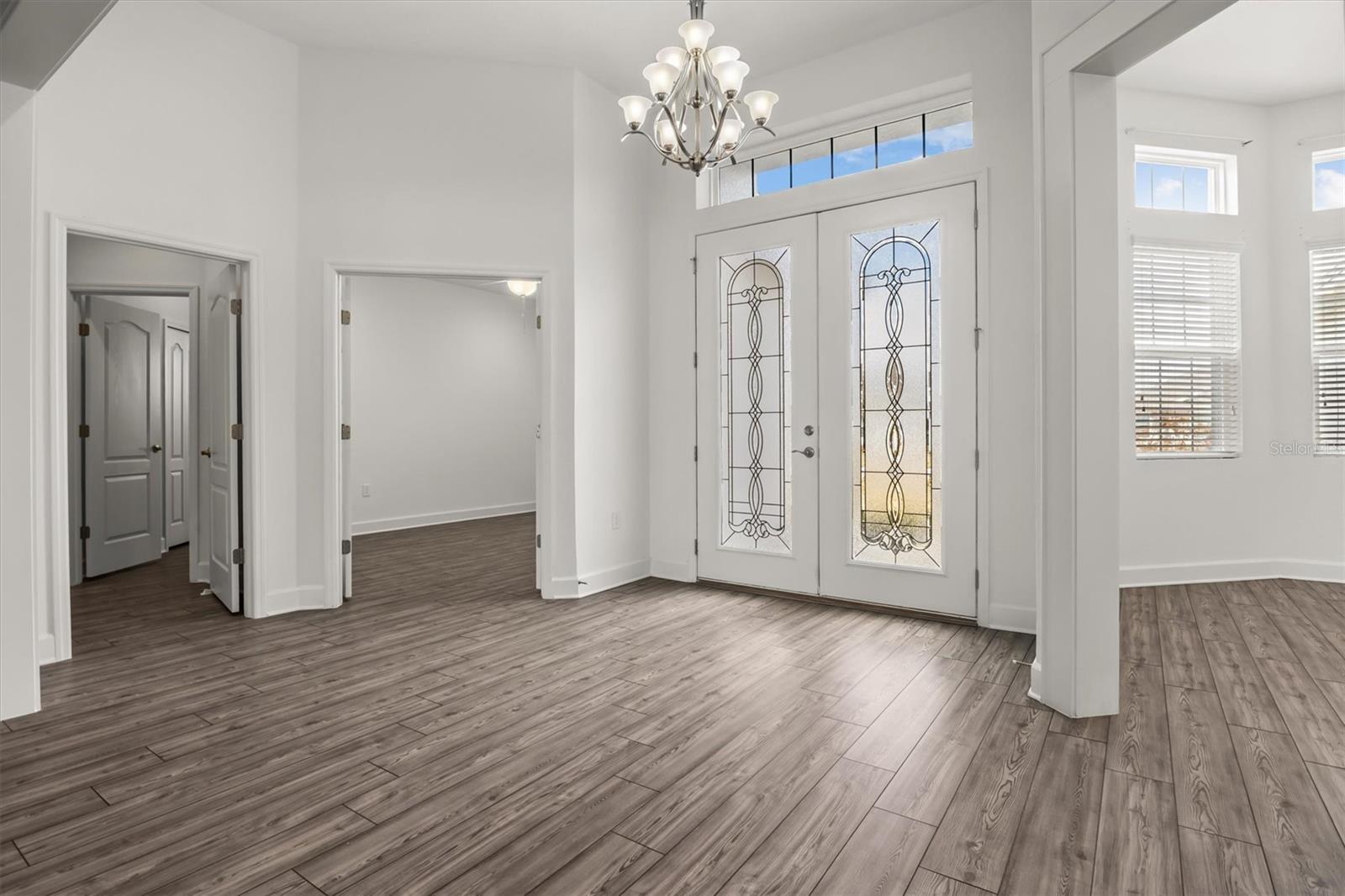 Image 8 of 51 For 530 Sanctuary Boulevard