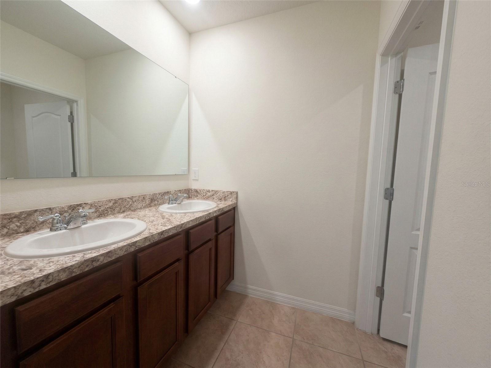 Image 13 of 22 For 1463 Fox Squirrel Drive