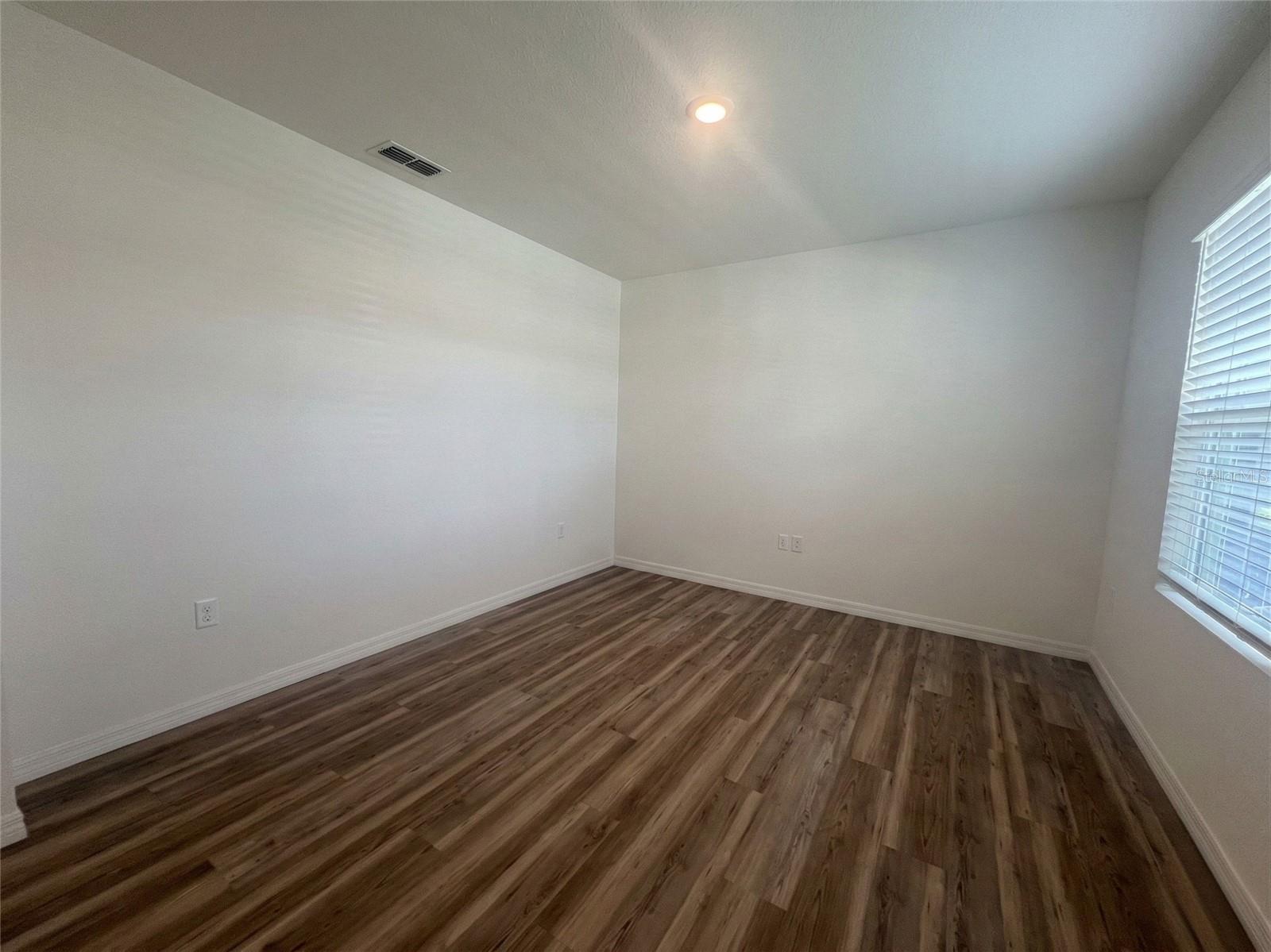 Image 4 of 22 For 1463 Fox Squirrel Drive