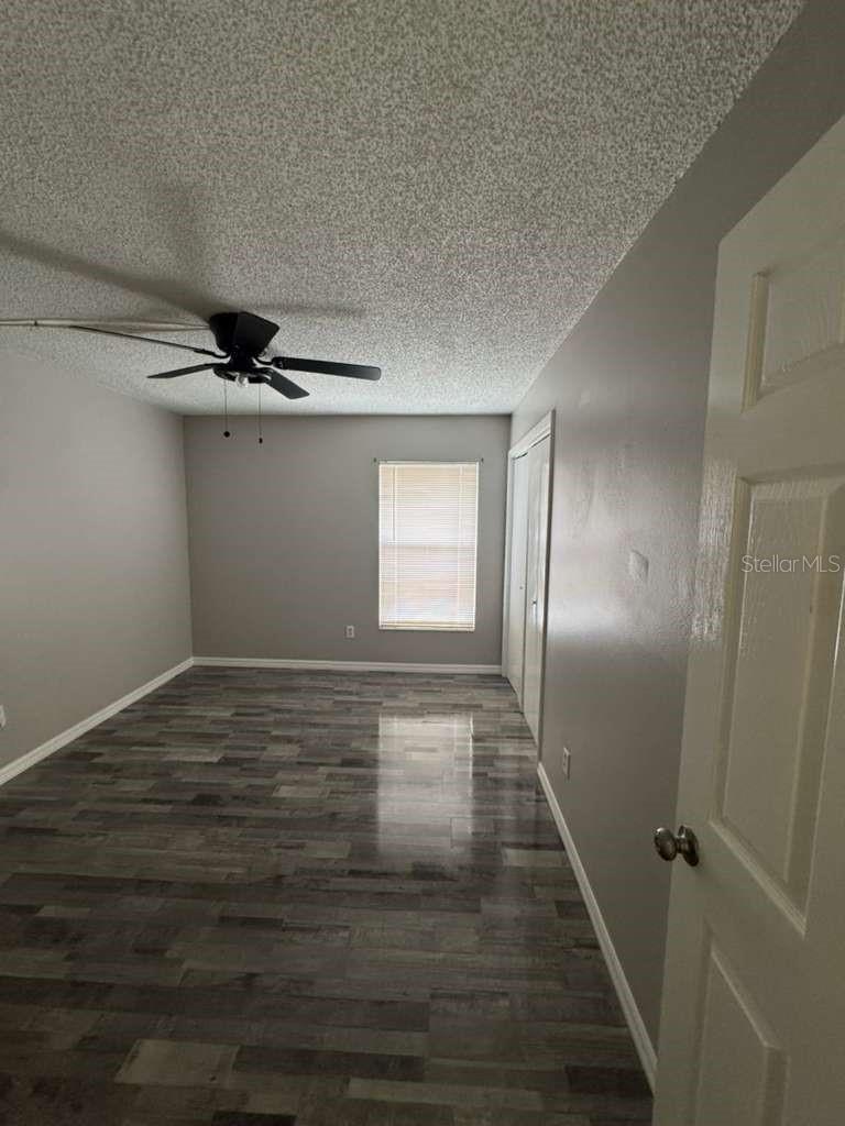 Image 11 of 13 For 911 Oak Ridge  C