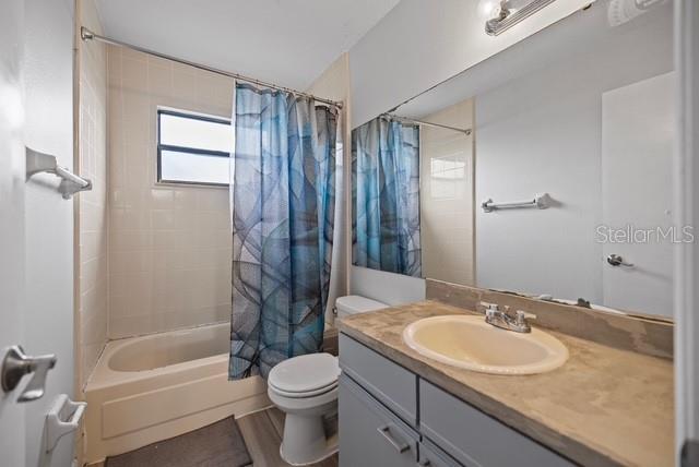 Image 17 of 26 For 2910 Fox Squirrel Drive 2910