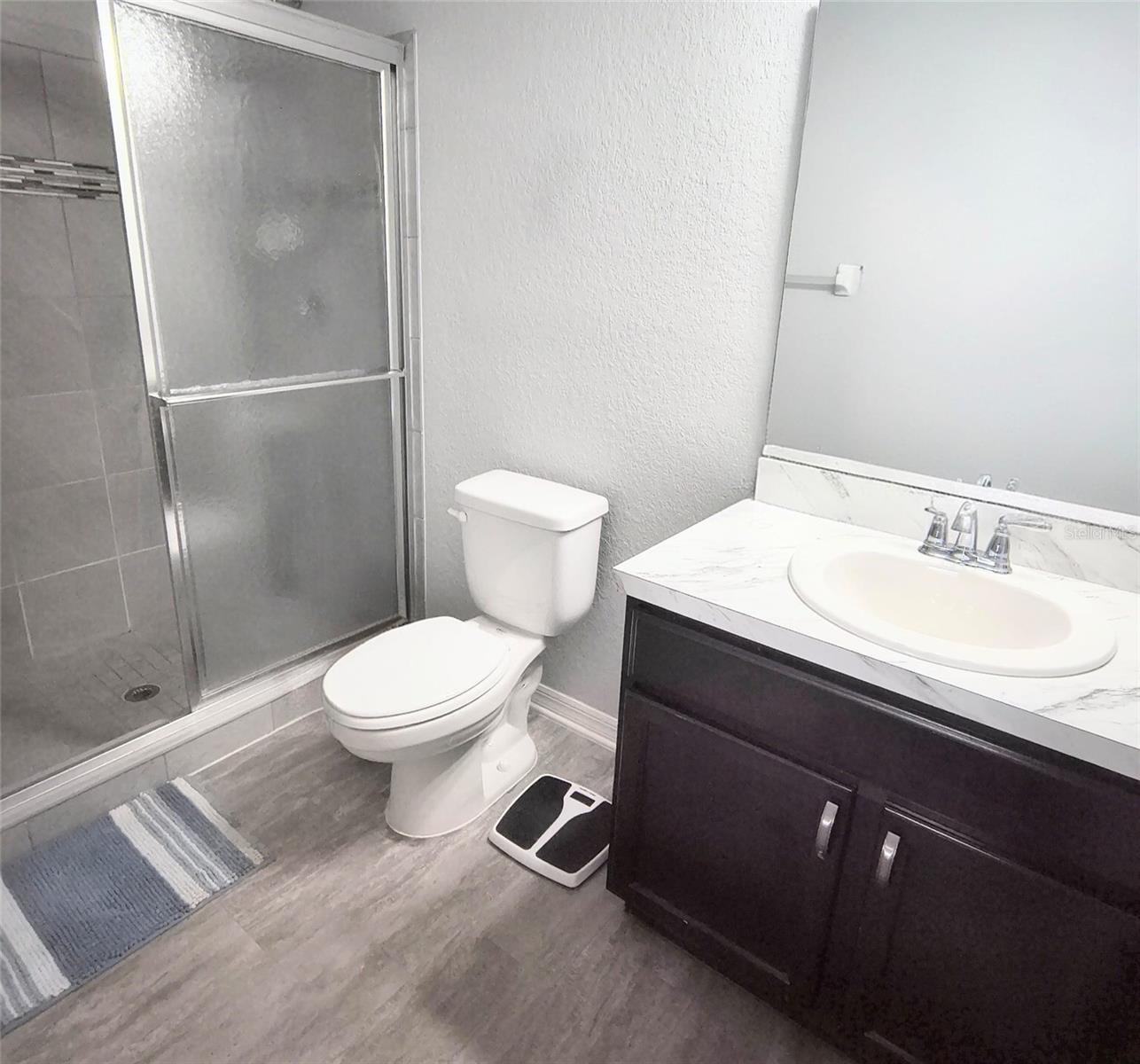 Image 14 of 19 For 453 Pentas Lane