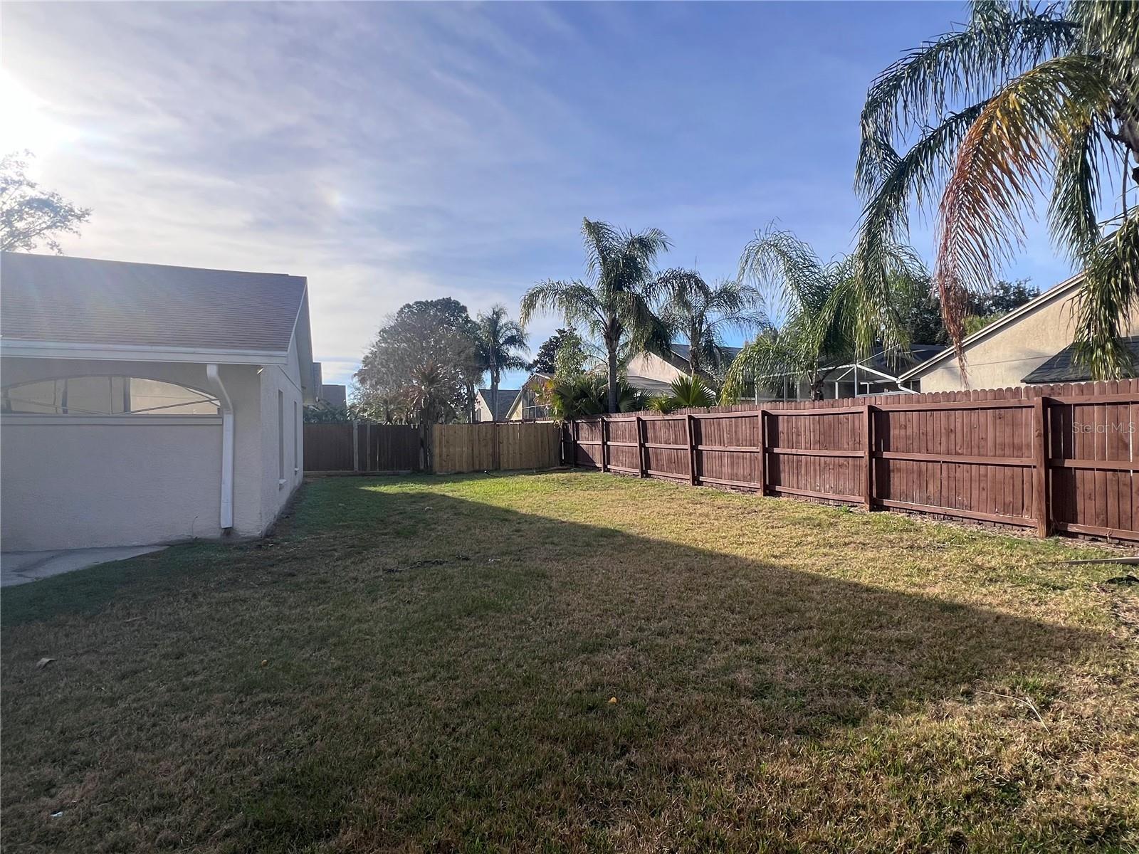 Image 23 of 37 For 9224 Sunflower Dr