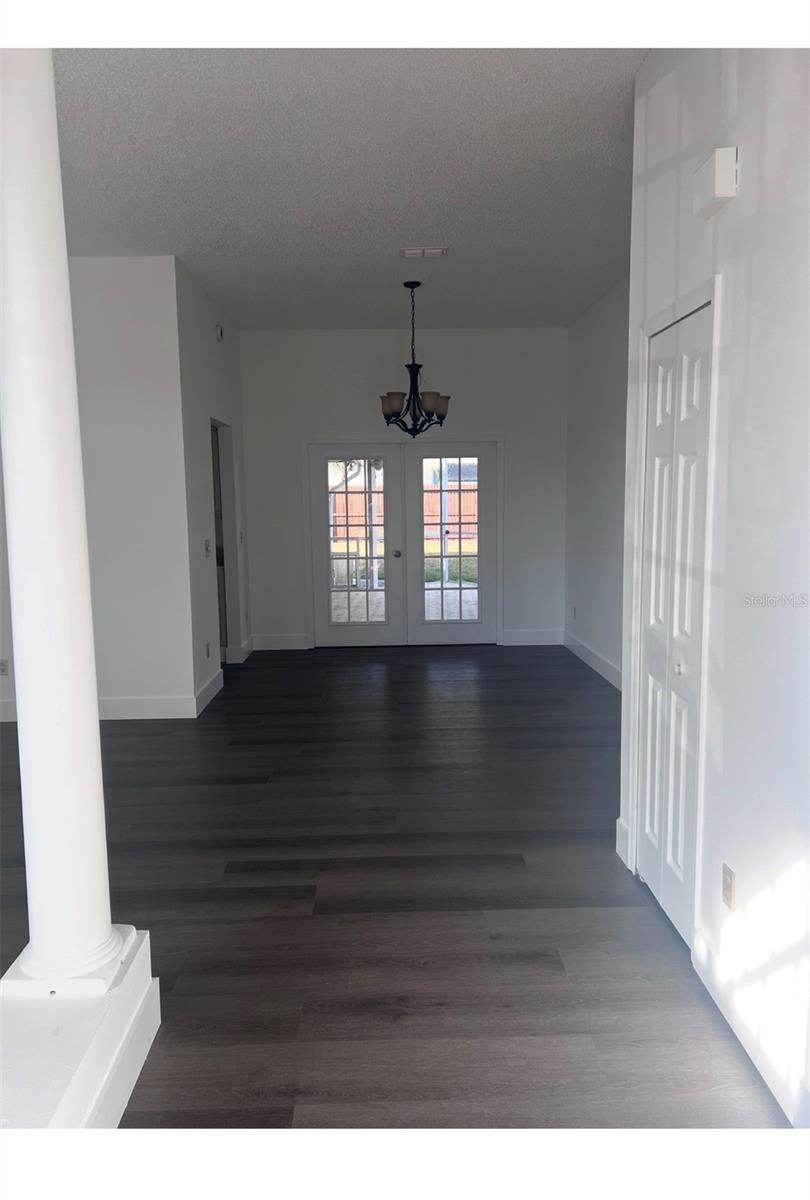 Image 28 of 37 For 9224 Sunflower Dr