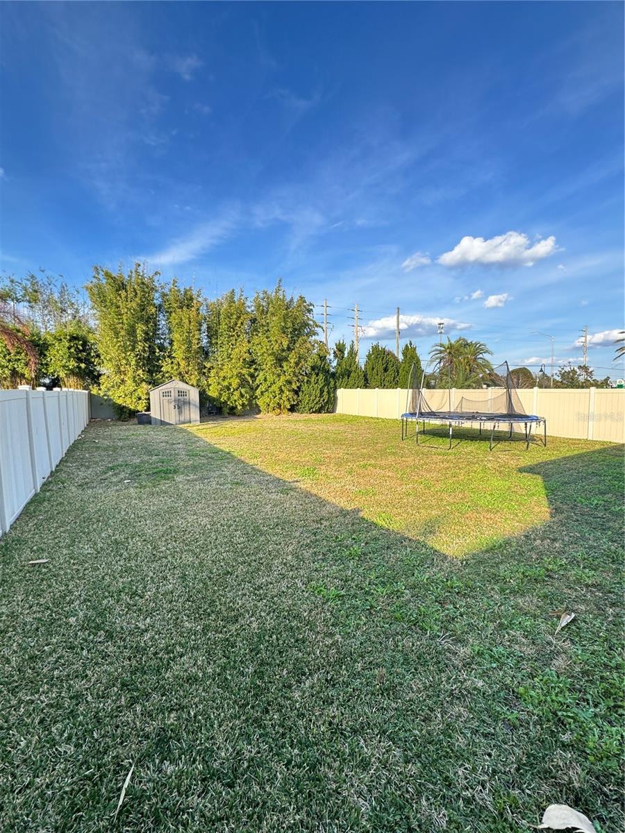 Image 21 of 28 For 5371 Jubiloso Drive