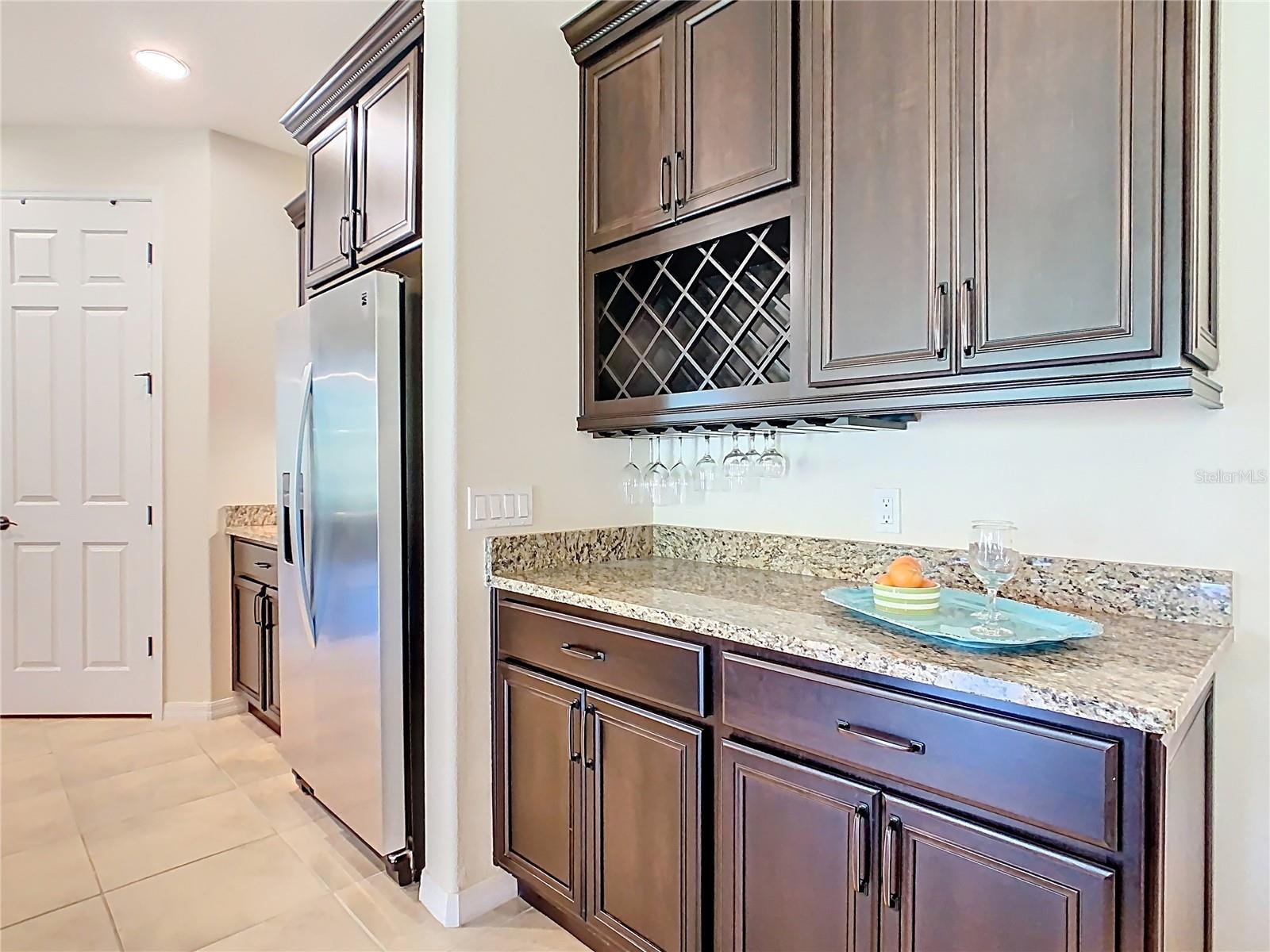 Image 14 of 81 For 819 San Raphael Street