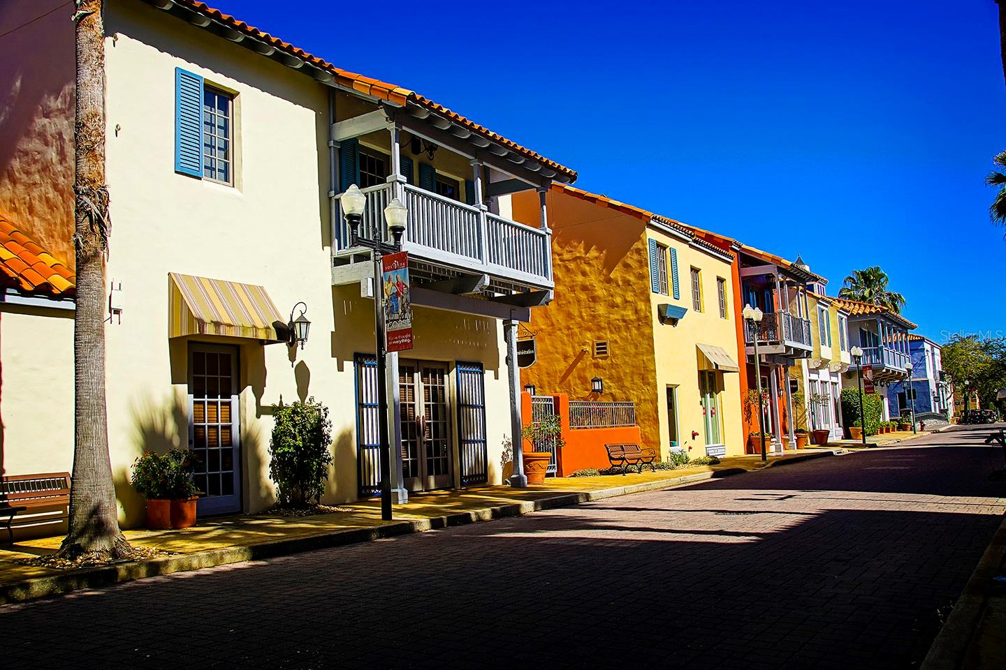 Image 65 of 81 For 819 San Raphael Street