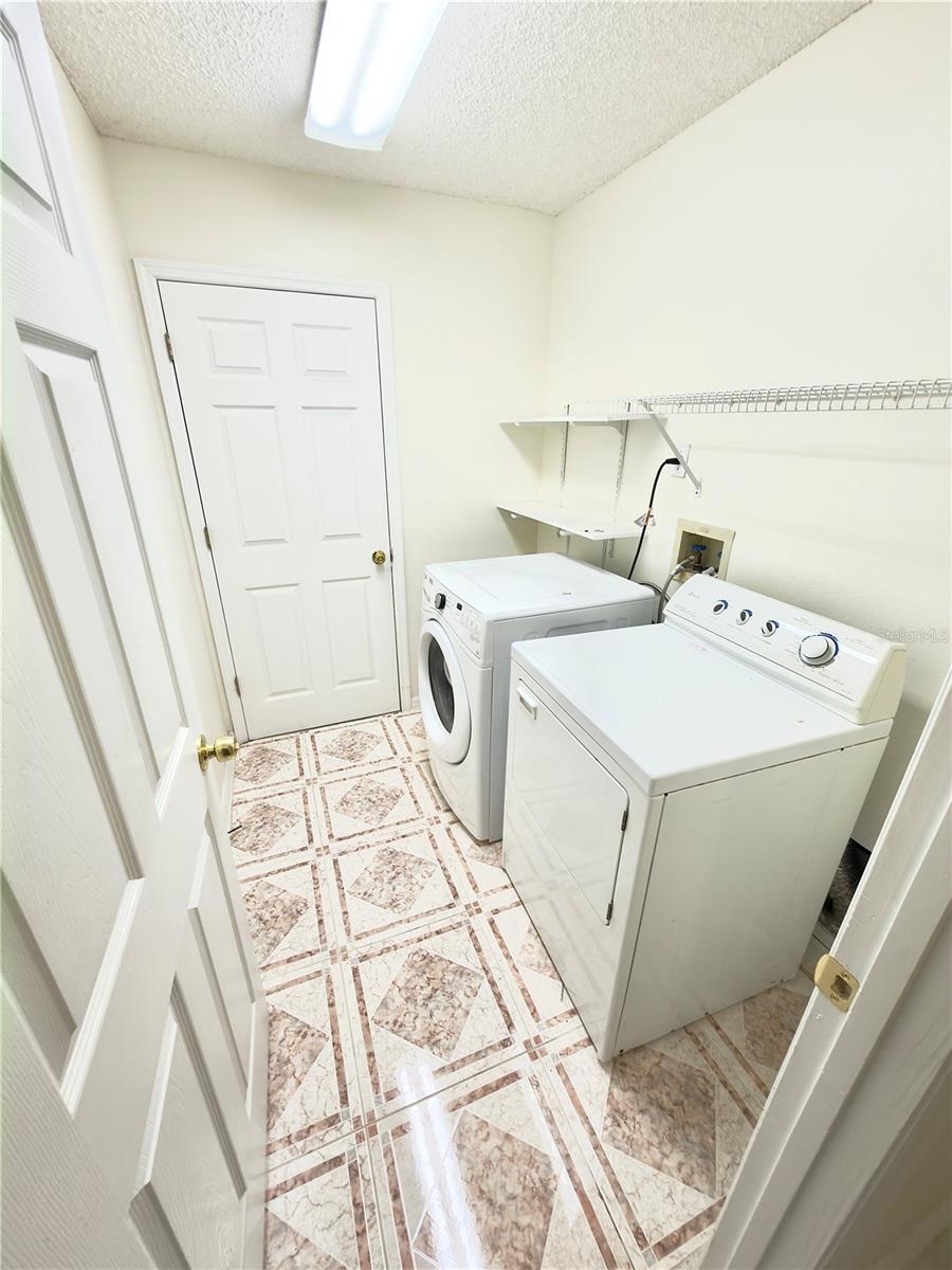 Image 32 of 35 For 2951 Smithfield Drive