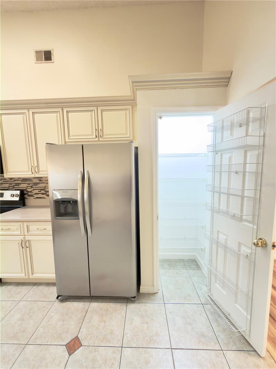 Image 8 of 35 For 2951 Smithfield Drive