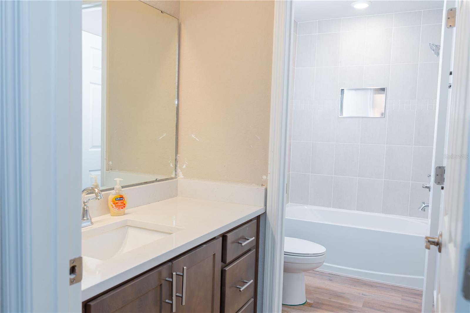 Image 19 of 39 For 387 Crossings Avenue