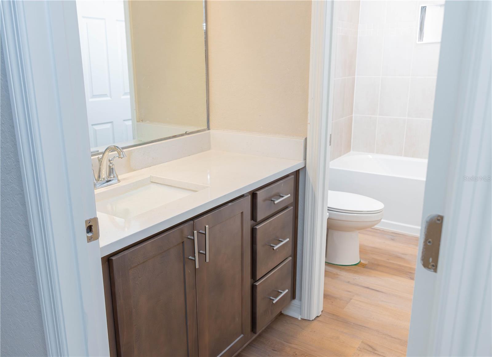 Image 21 of 39 For 387 Crossings Avenue