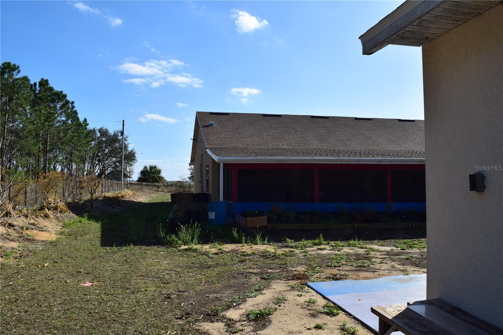 Image 25 of 76 For 7901 Cherry Lake Groves Road