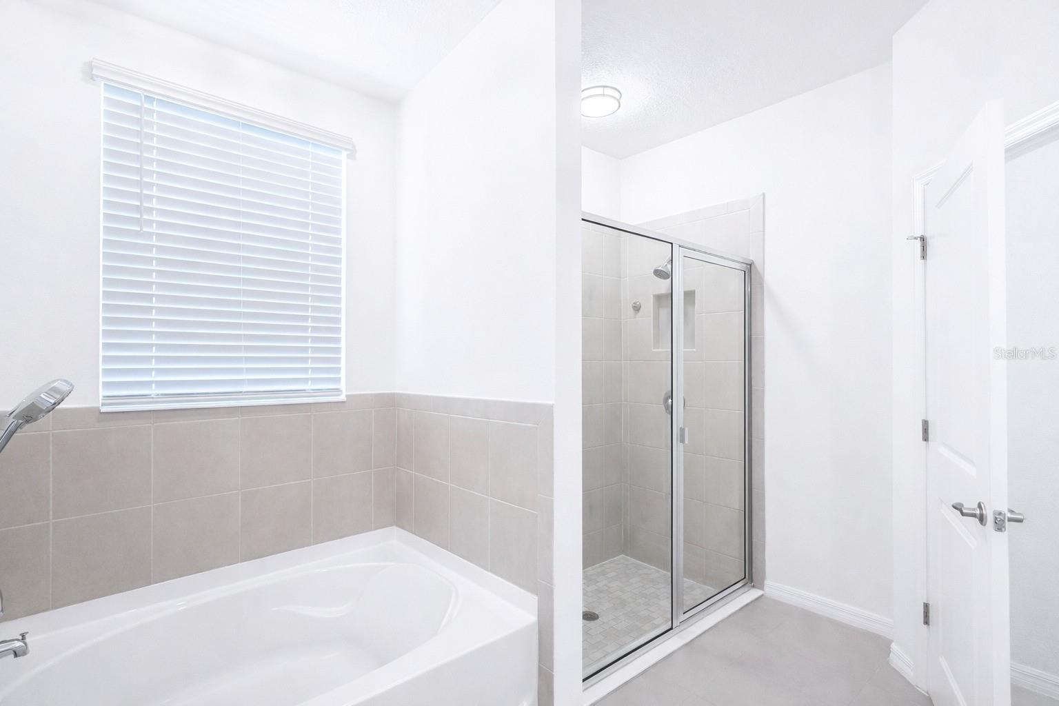 Image 15 of 44 For 4158 48th Terrace Road