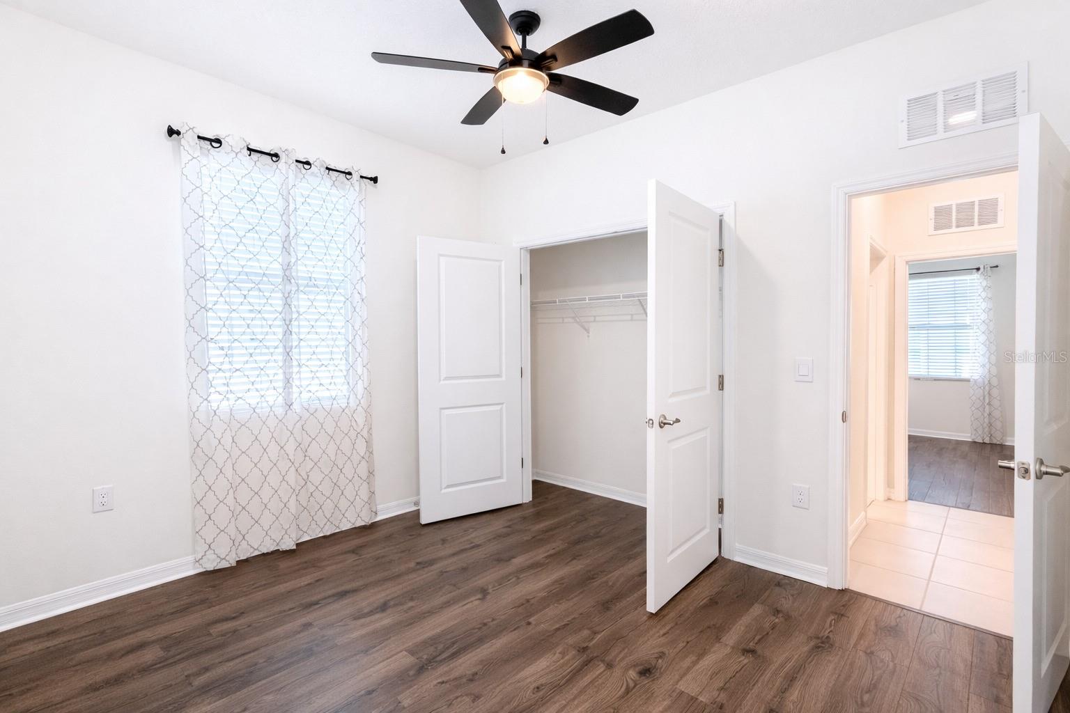 Image 19 of 44 For 4158 48th Terrace Road