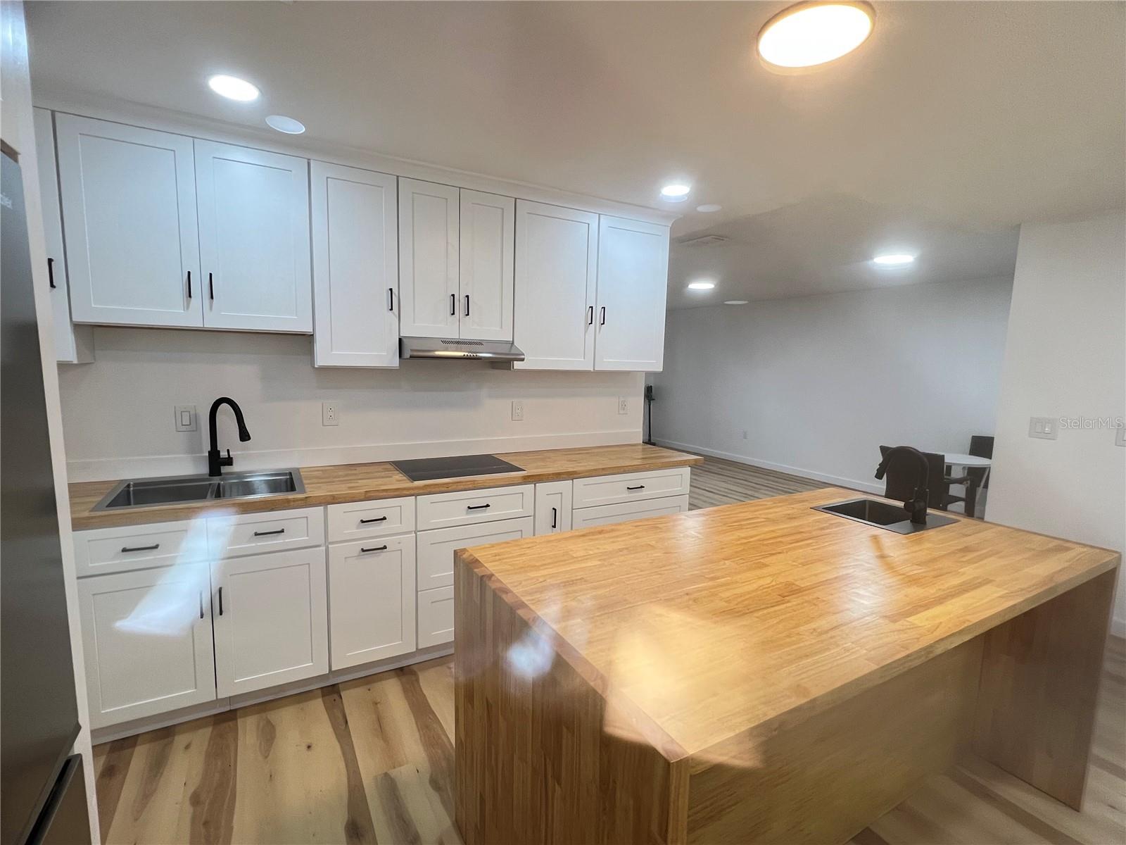 Image 6 of 24 For 3205 Sabal Palms Court A