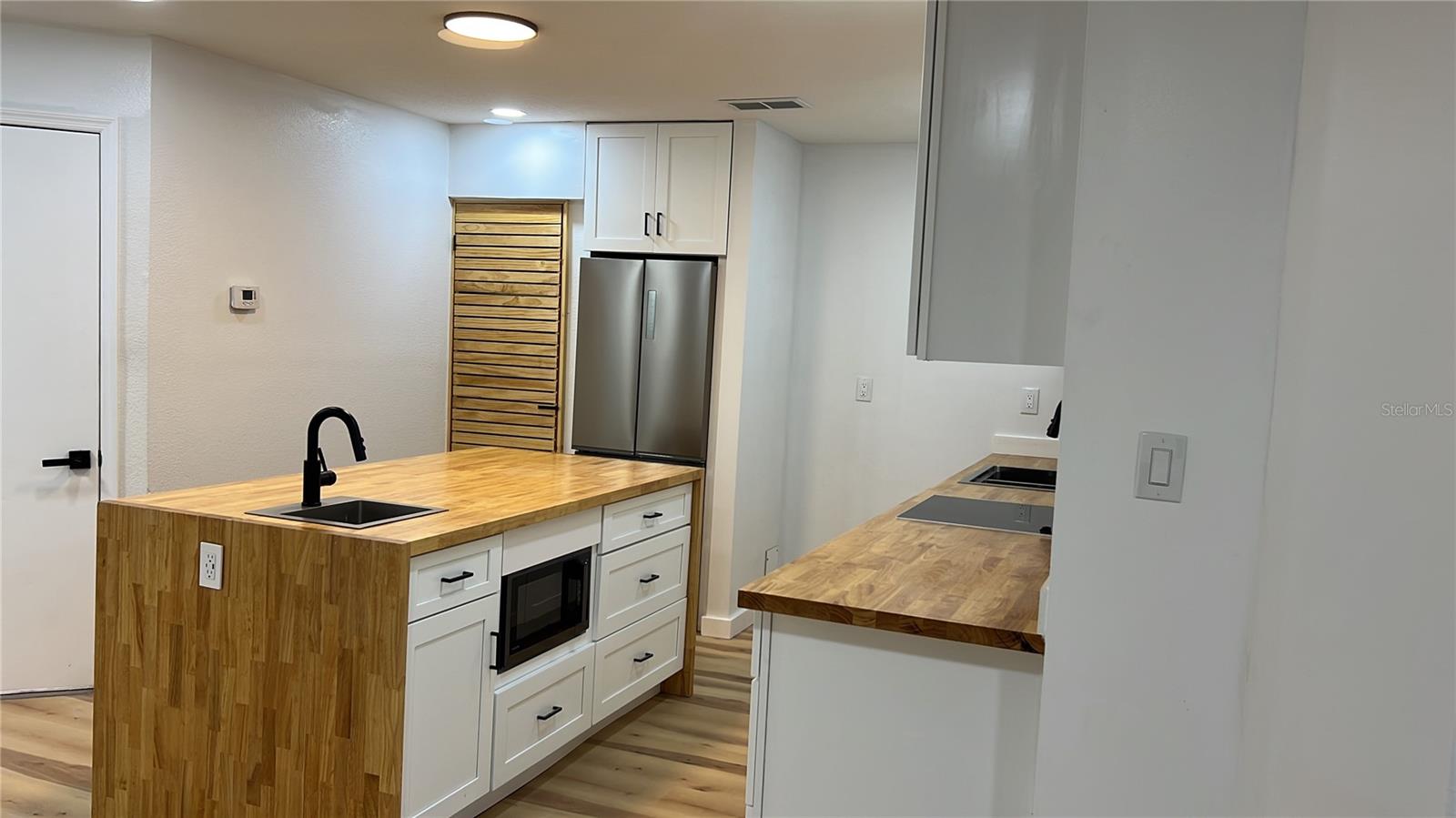 Image 7 of 24 For 3205 Sabal Palms Court A