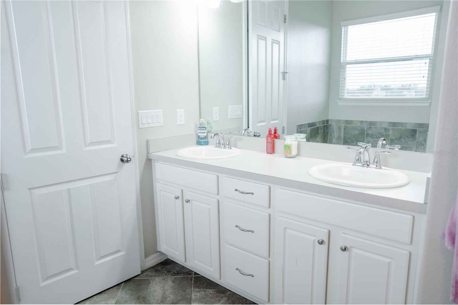 Image 44 of 77 For 2963 Sera Bella Way