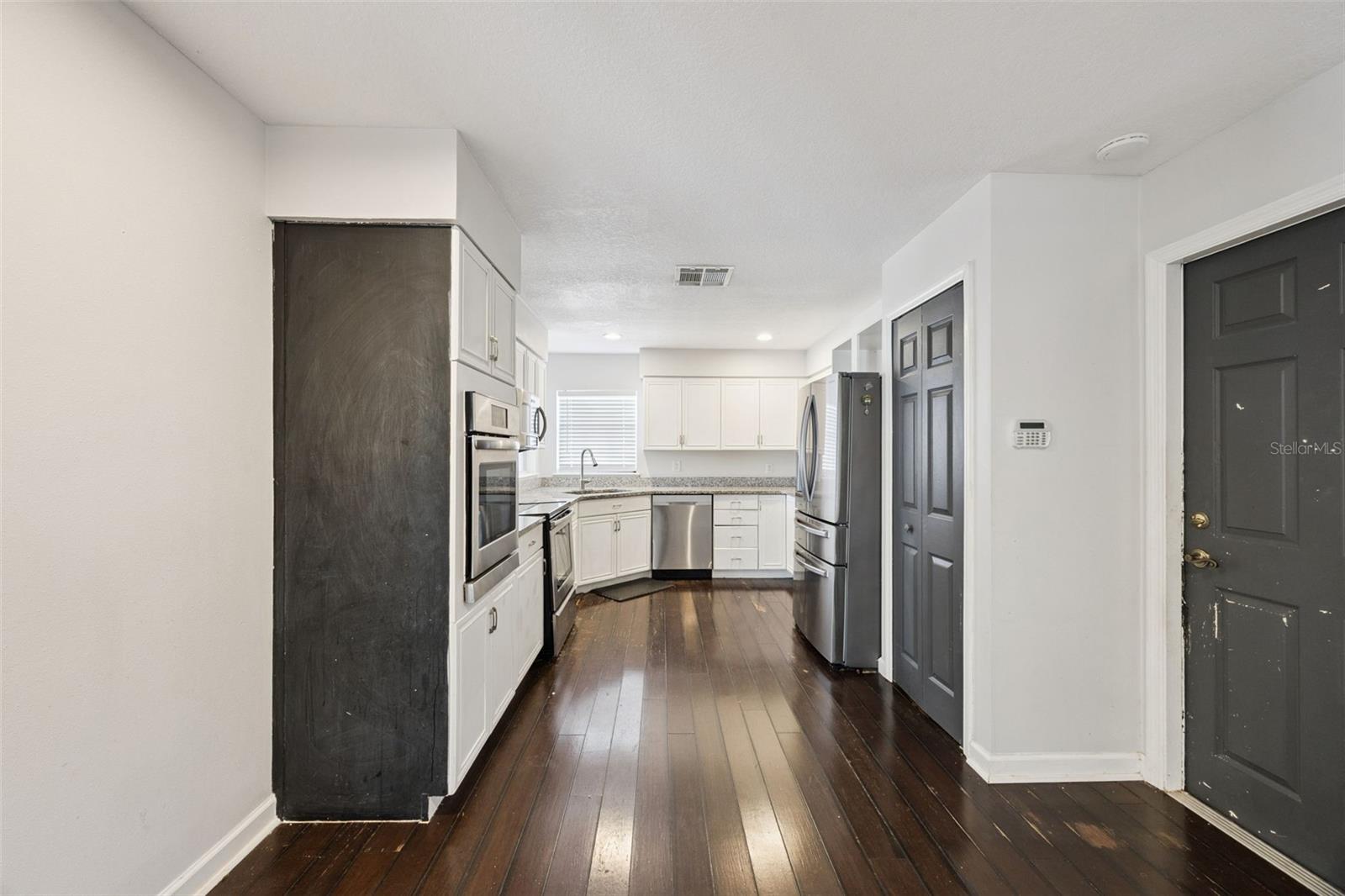 Image 13 of 61 For 6310 Carrie Ann Court