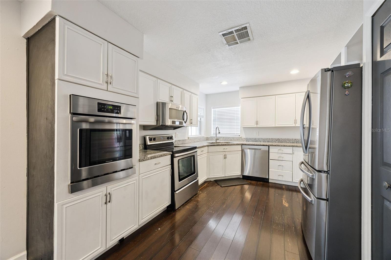 Image 16 of 61 For 6310 Carrie Ann Court