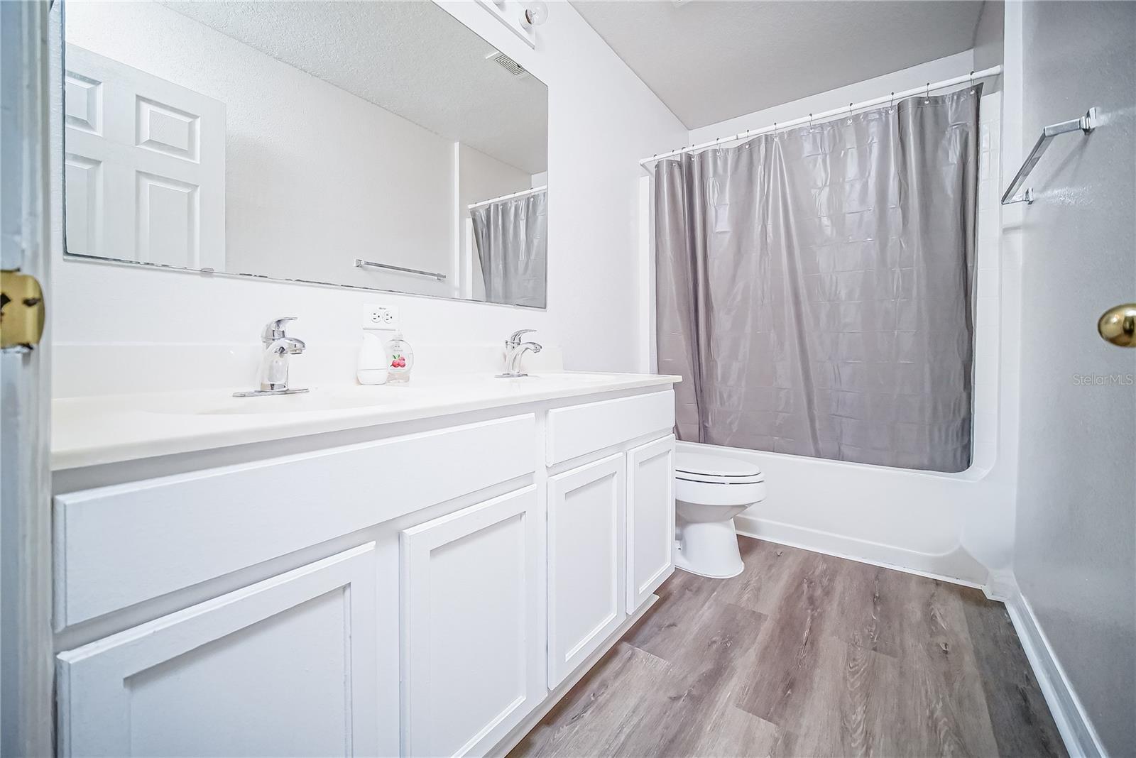 Image 15 of 26 For 1927 Michigan Ct