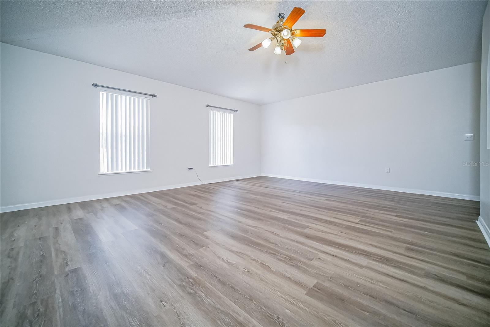 Image 19 of 26 For 1927 Michigan Ct