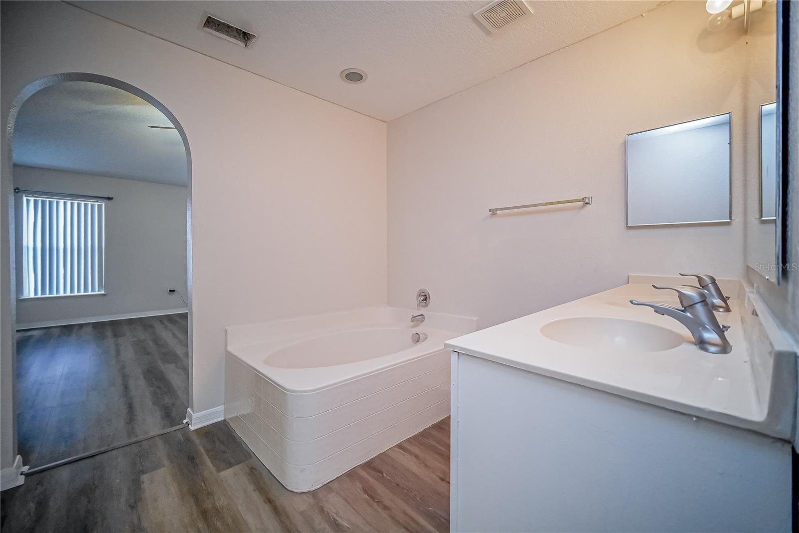 Image 23 of 26 For 1927 Michigan Ct