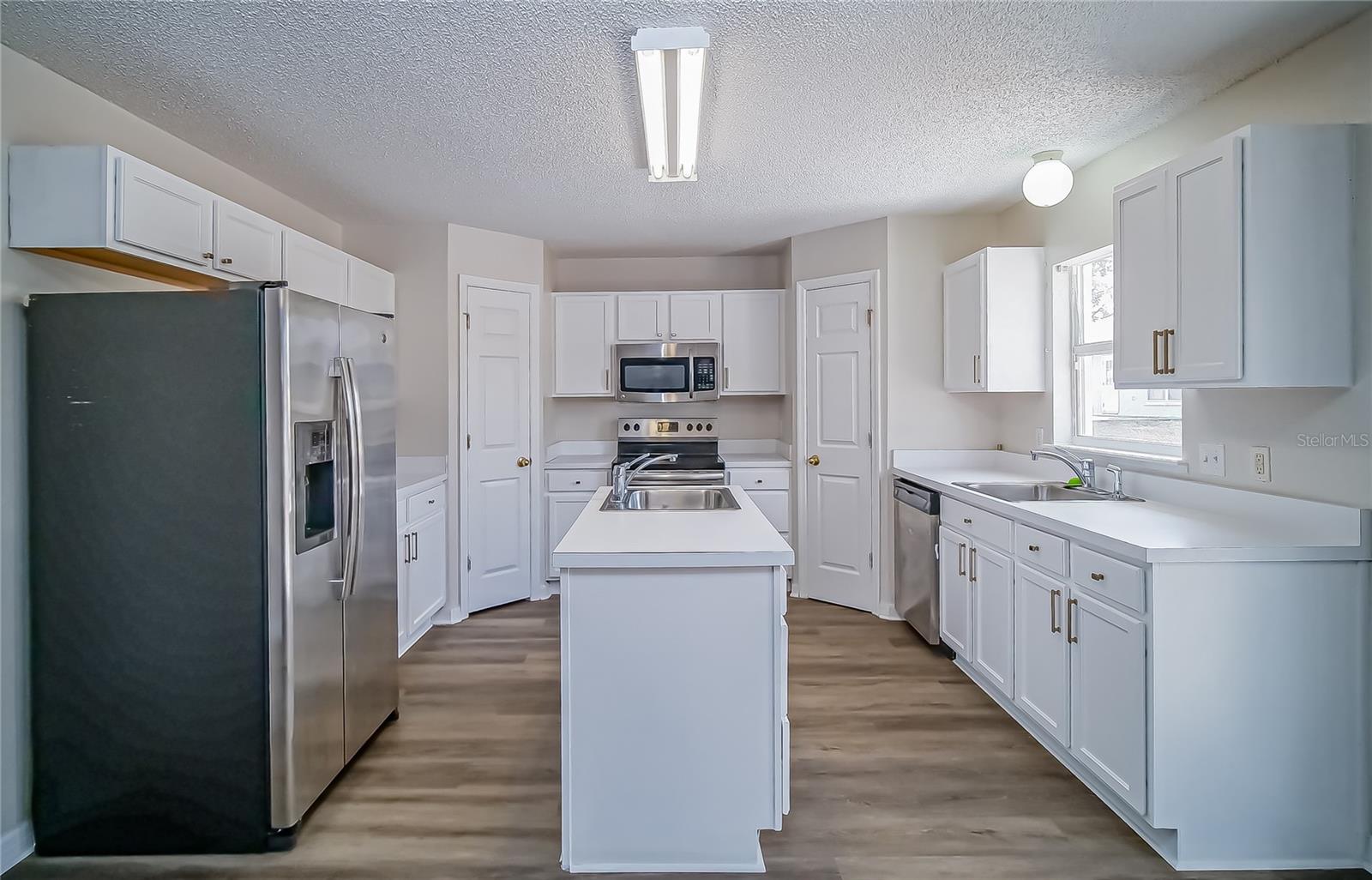 Image 7 of 26 For 1927 Michigan Ct