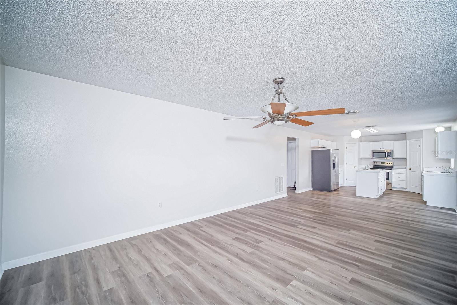 Image 9 of 26 For 1927 Michigan Ct