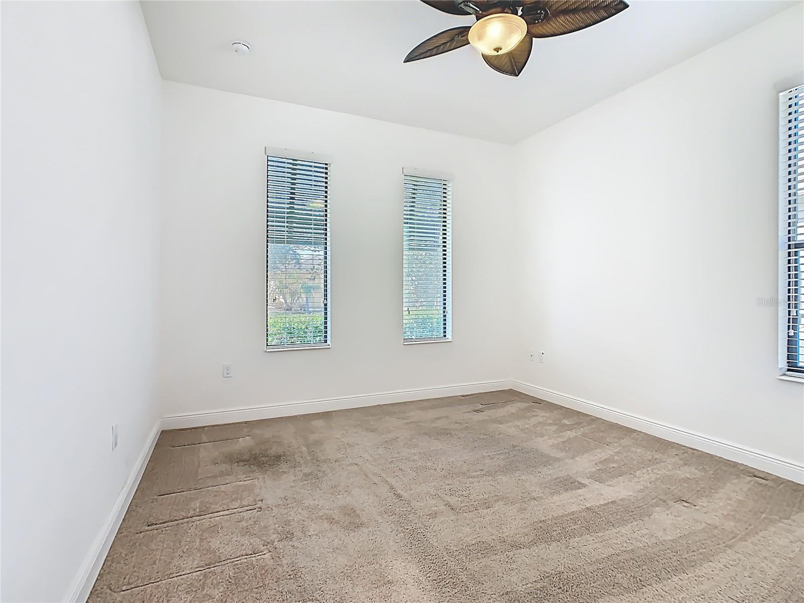 Image 22 of 50 For 899 Bella Viana Road