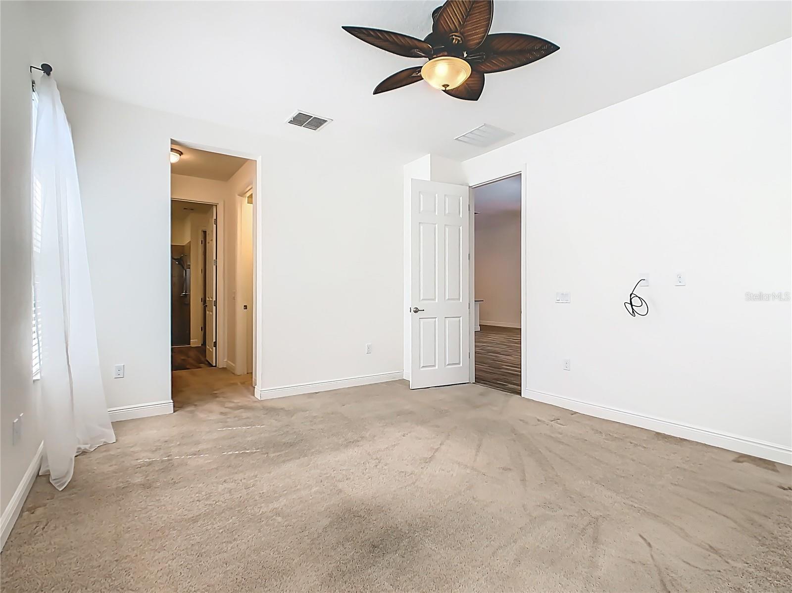 Image 25 of 50 For 899 Bella Viana Road