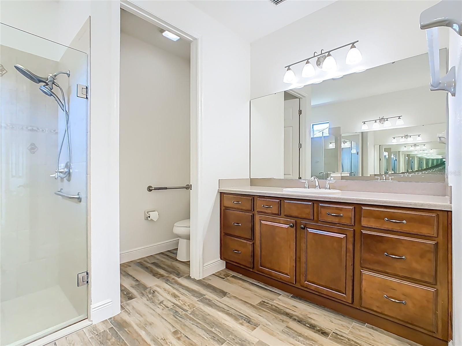 Image 29 of 50 For 899 Bella Viana Road