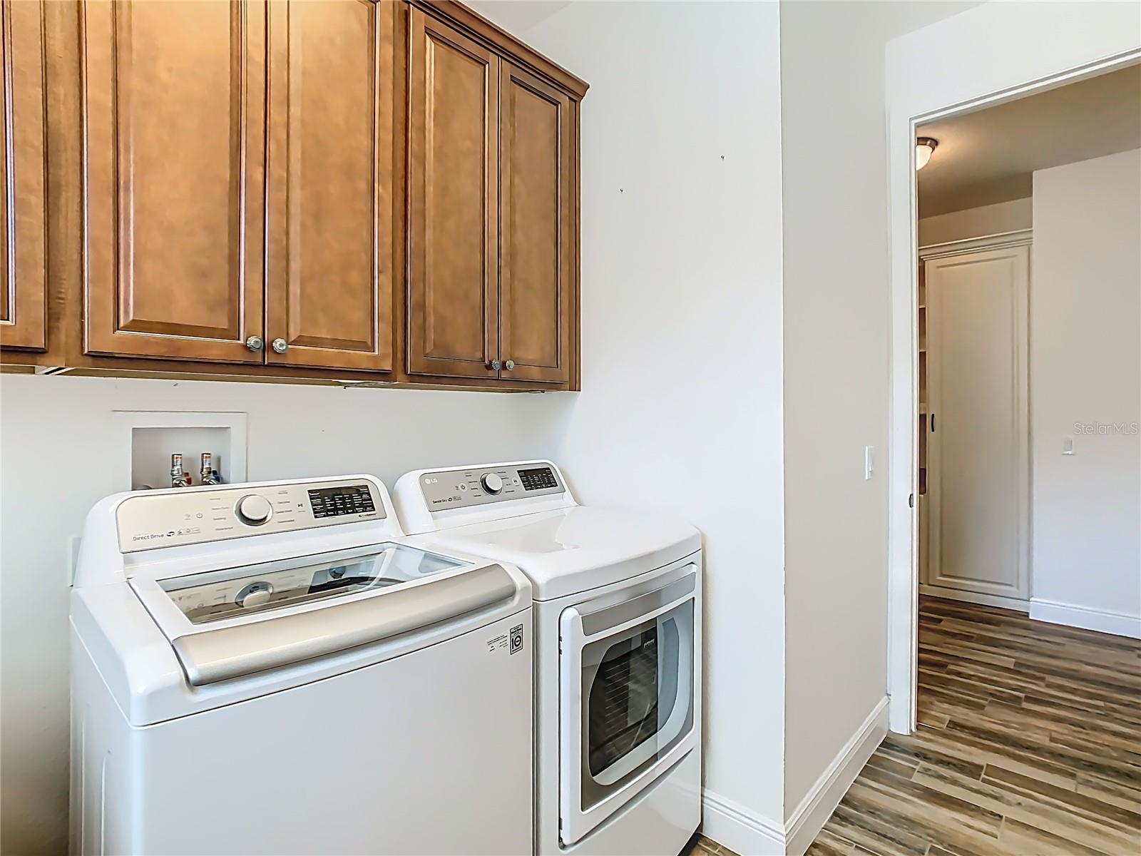 Image 42 of 50 For 899 Bella Viana Road