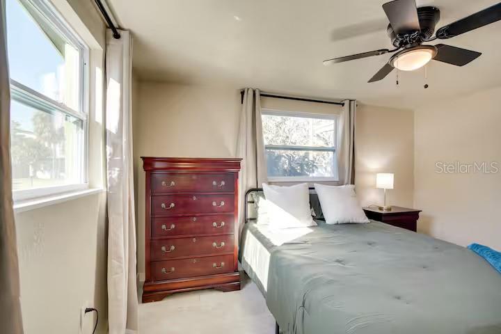 Image 13 of 21 For 7252 Dianne Drive