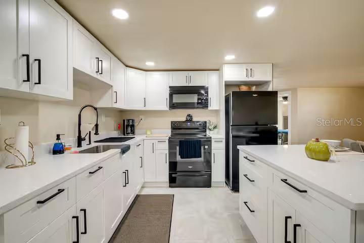 Image 5 of 21 For 7252 Dianne Drive