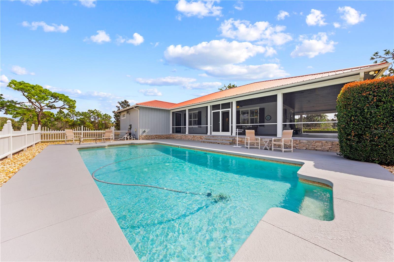 Image 51 of 73 For 4561 Henry J Avenue